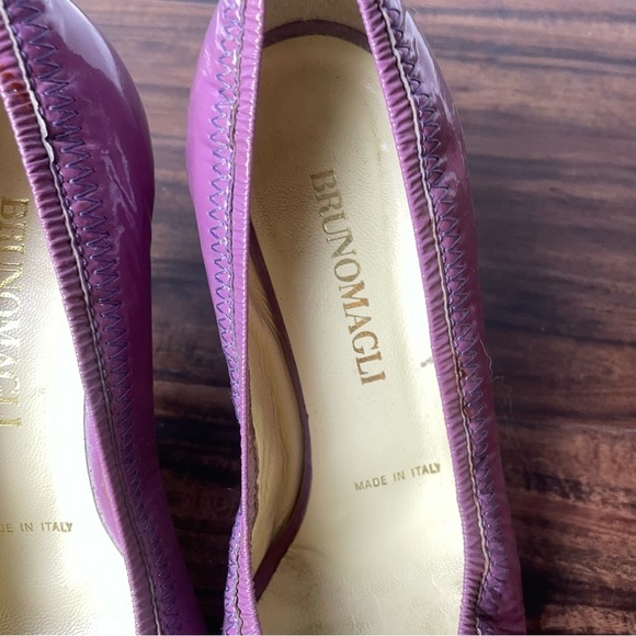 Bruno Magli Purple Patent Leather Pump Size: 37 - Picture 7 of 15